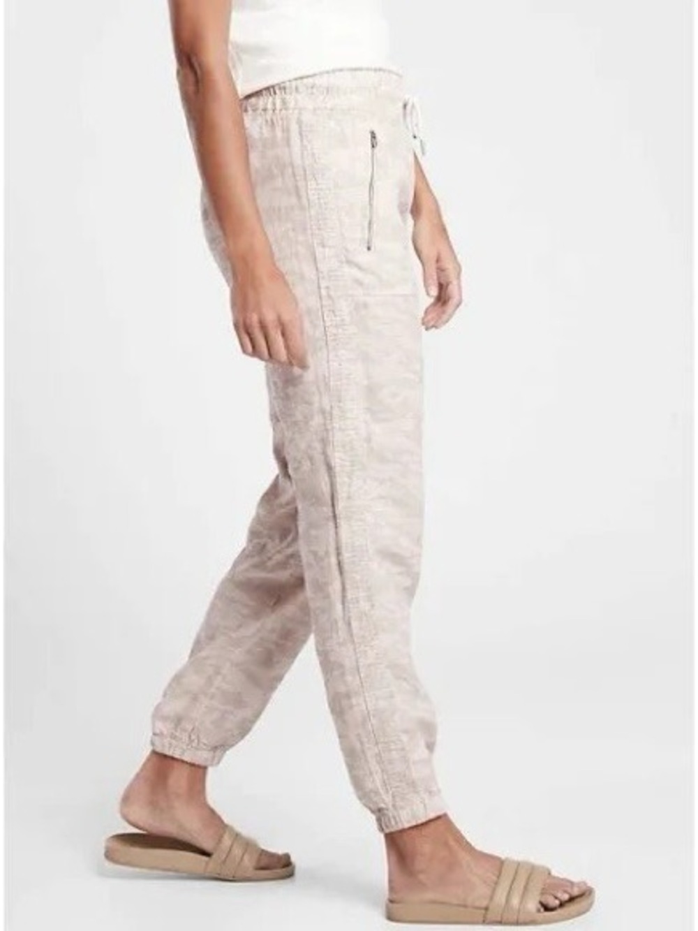 Athleta- Cabo Tide Linen Jogger in Cream Camo- 6 Petite
